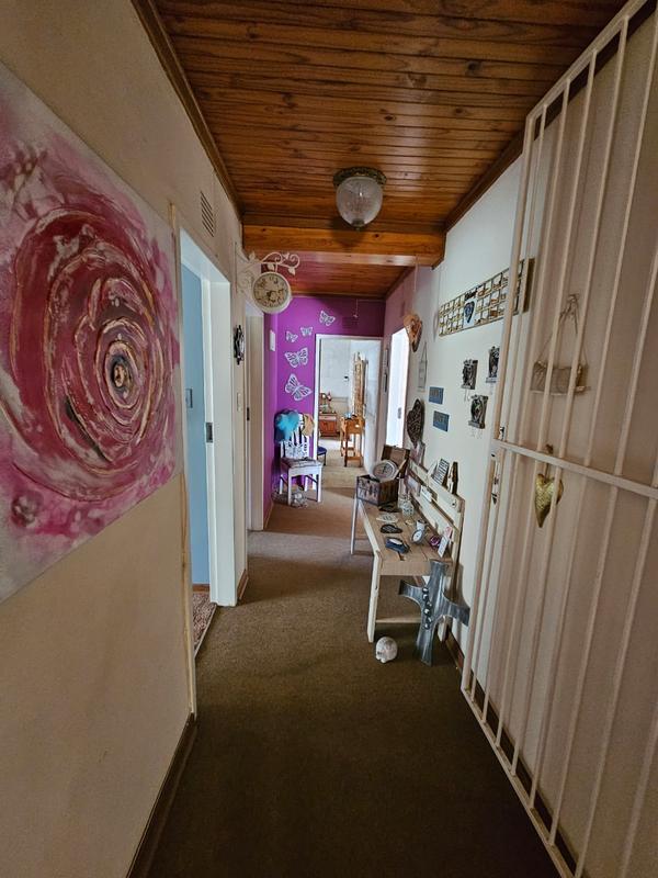 5 Bedroom Property for Sale in Wilkeville North West